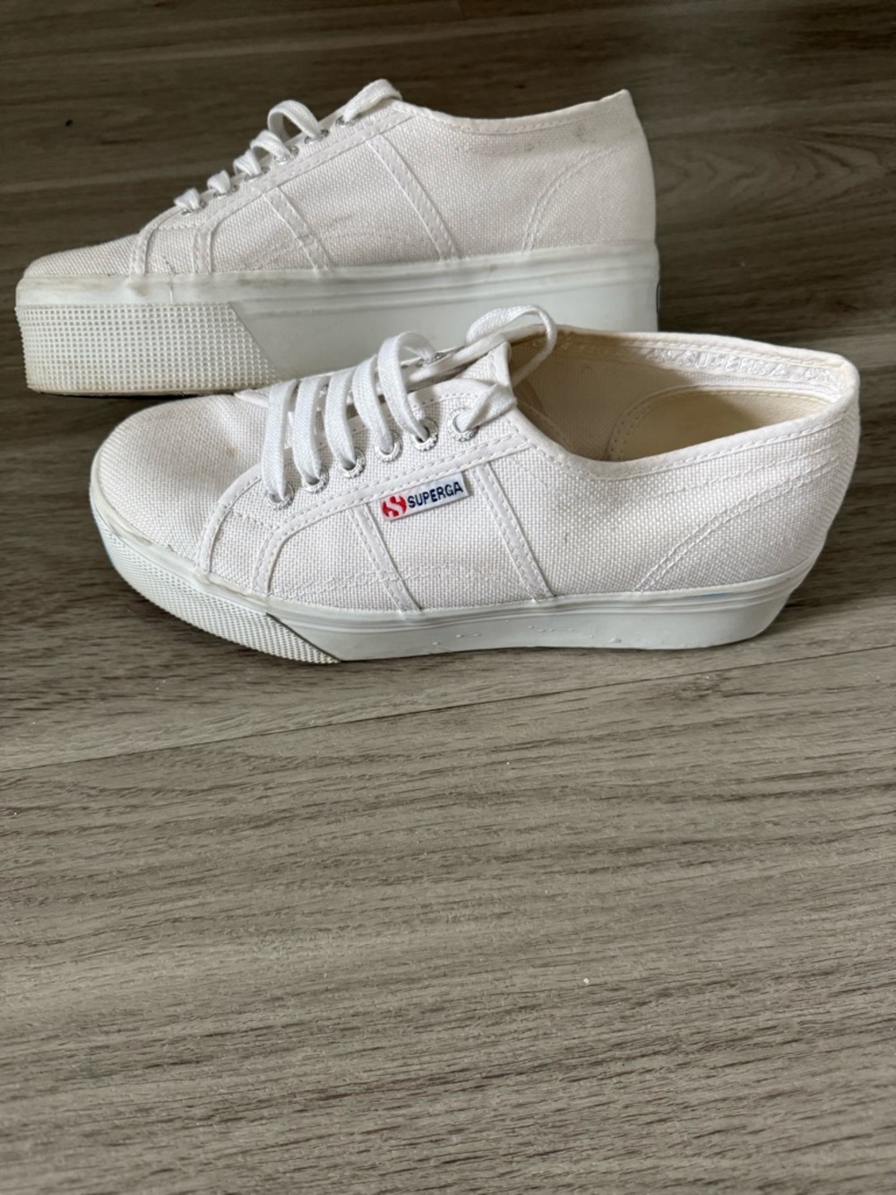 Superga Unisex Adult 2740 White Canvas Platform Sneaker, size 8.5 women’s